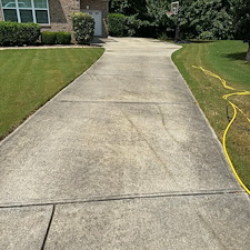 High-quality-concretedriveway-cleaning-service-in-Mint-Hill-NC 0
