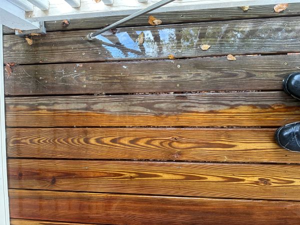 Deck Cleaning Thumbnail
