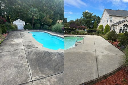 Pool Deck Cleaning Thumbnail